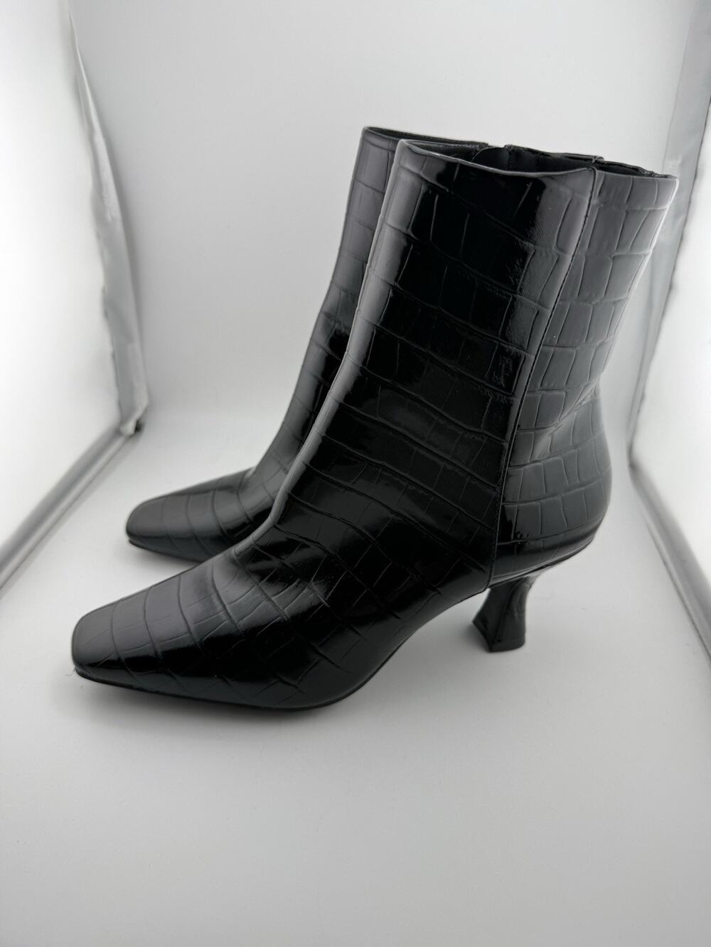 NWOB Anne Klein Pablo Black Croc Embossed Square Toe Ankle Booties 7.5M